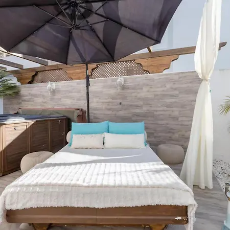 Villa Maite With Pool And Hot Tub Spainsunrentals 1057 *