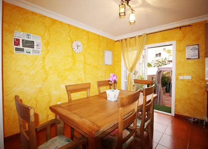 Villa Maite With Pool And Hot Tub Spainsunrentals 1057 Nerja